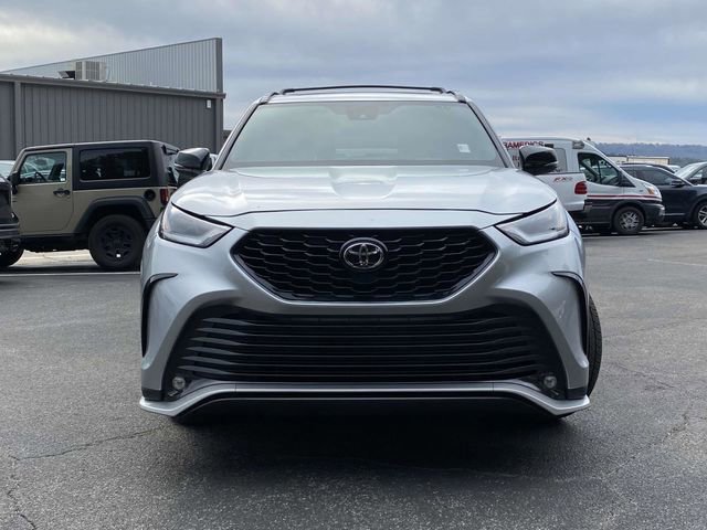 Used 2022 Toyota Highlander XSE image 8