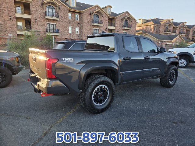 Used 2024 Toyota Tacoma TRD Off-Road AWD/4WD image 5