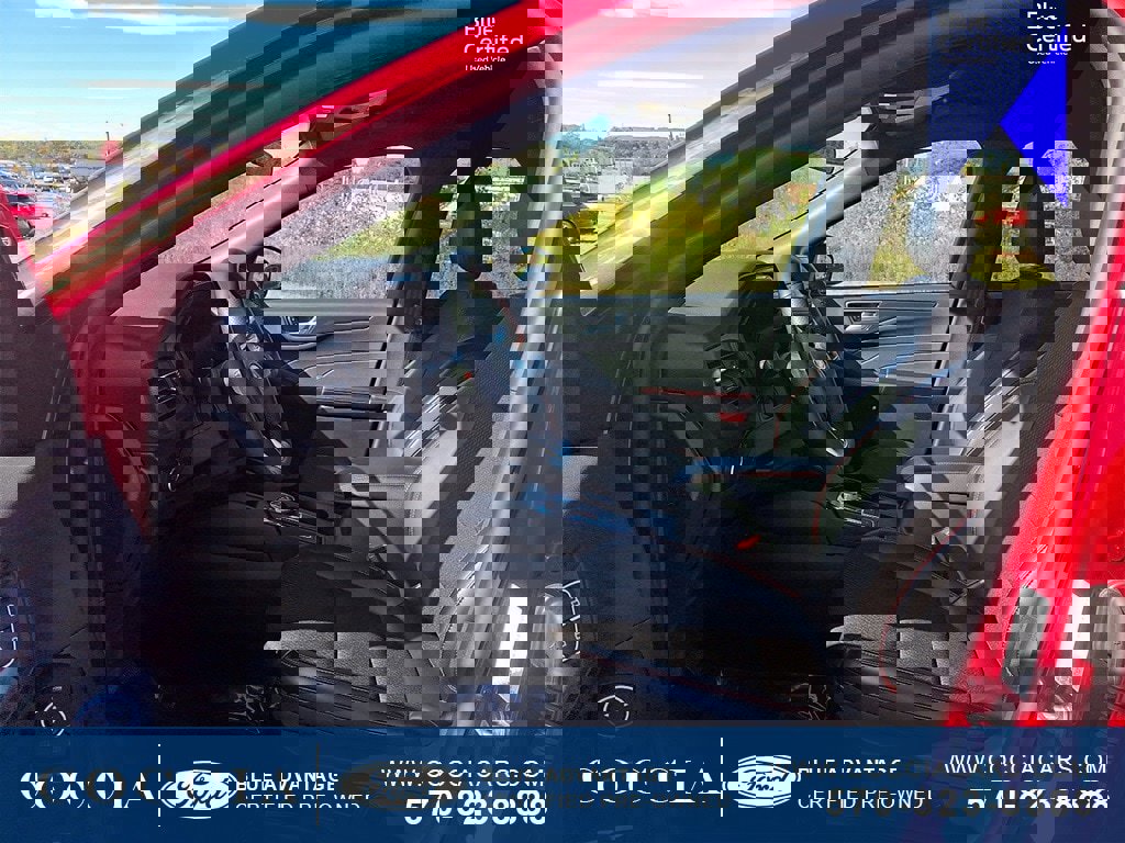 Certified 2025 Ford Escape ST-Line w/ Tech Pack #1 image 13