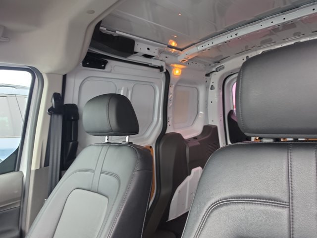 Certified 2021 Ford Transit Connect XL FWD image 28