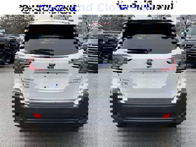 Used 2023 Subaru Outback Premium image 4