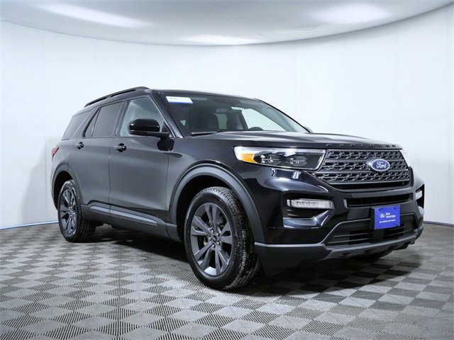 Certified 2023 Ford Explorer XLT w/ Equipment Group 202A image 5