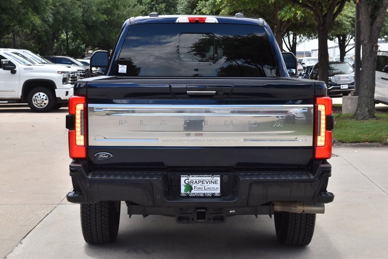 Certified 2024 Ford F350 Platinum w/ FX4 Off-Road Package AWD/4WD image 9