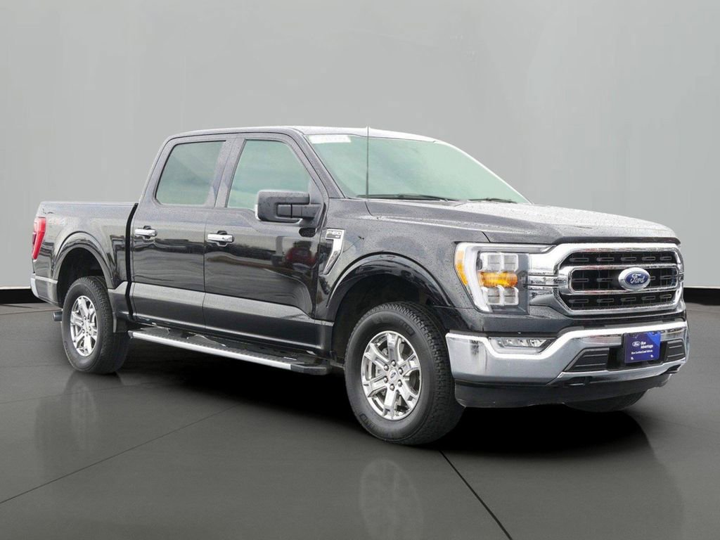 Certified 2022 Ford F150 XLT w/ Equipment Group 302A High image 4