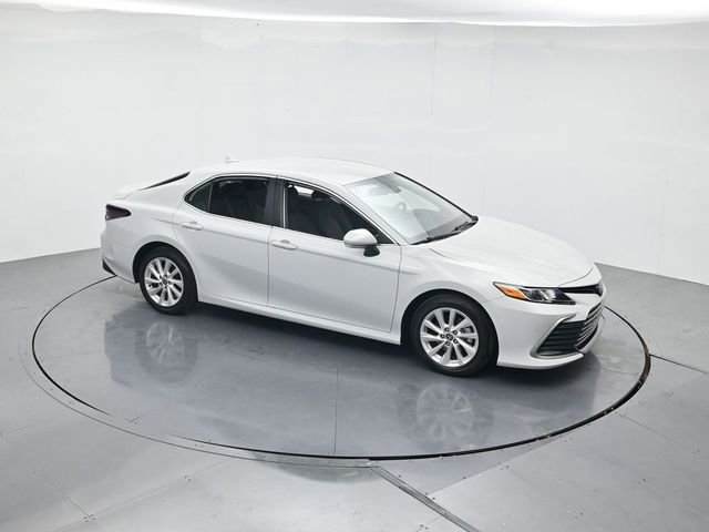 Used 2024 Toyota Camry LE w/ Convenience Package image 38