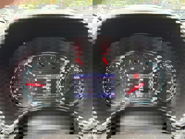 Used 2020 Chevrolet Equinox Premier image 35