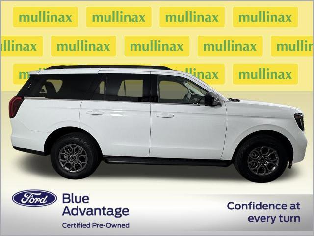 Certified 2025 Ford Expedition Active RWD image 2