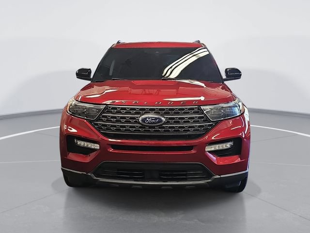 Certified 2023 Ford Explorer XLT w/ Equipment Group 202A RWD image 8