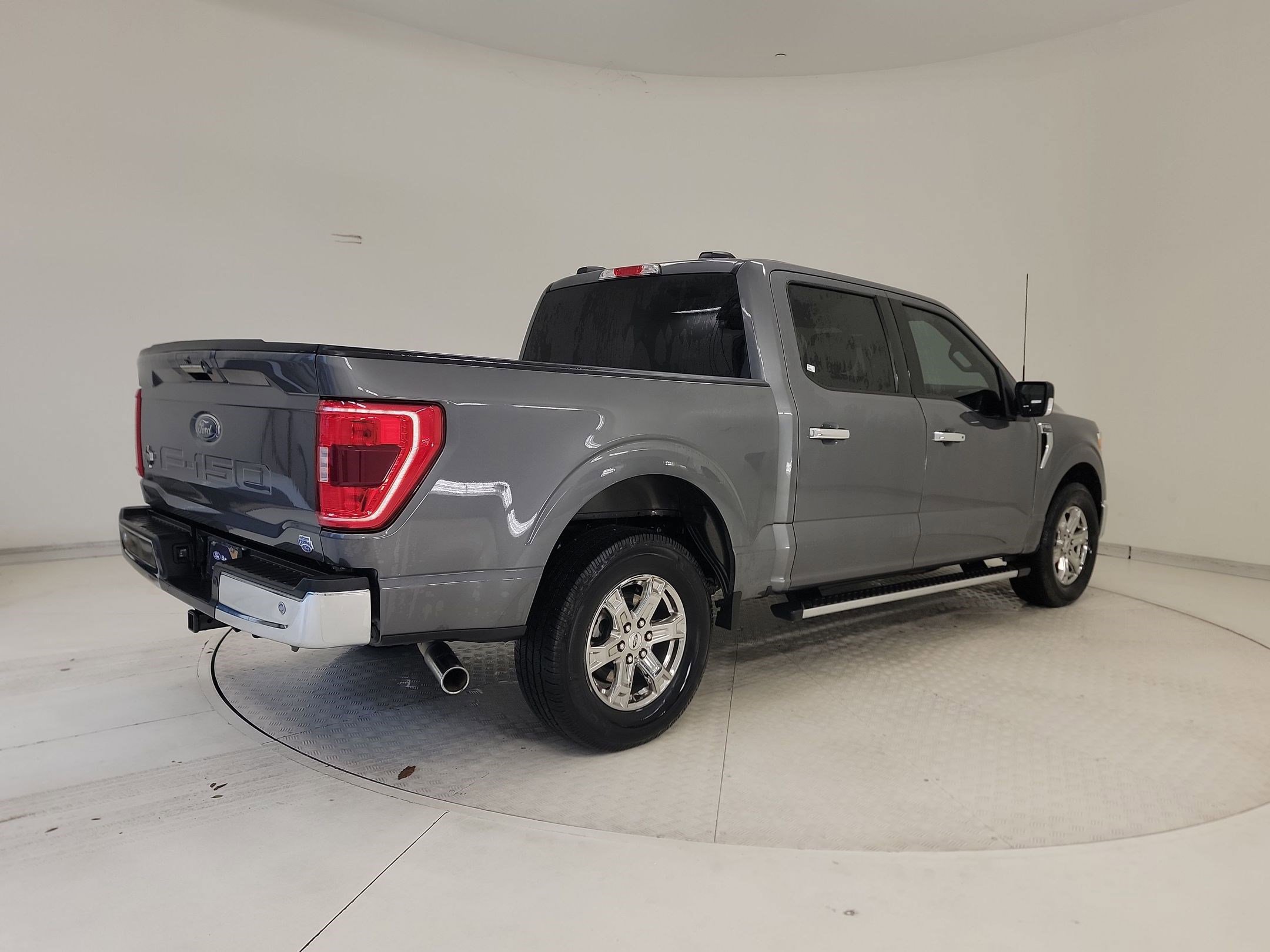 Certified 2021 Ford F150 XLT w/ Equipment Group 302A High image 7