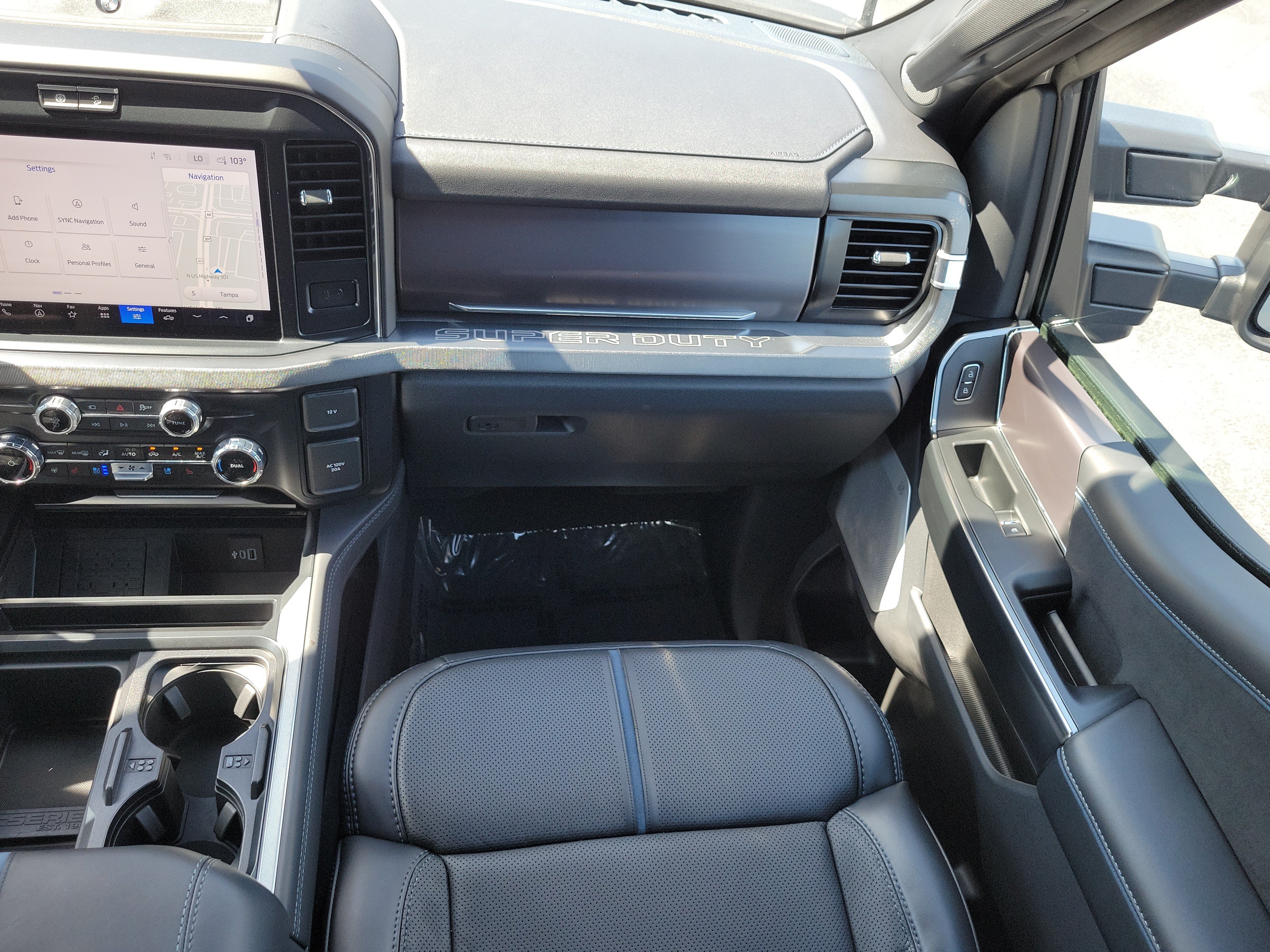Certified 2026 Ford F350 Platinum w/ Tremor Off-Road Package AWD/4WD image 15