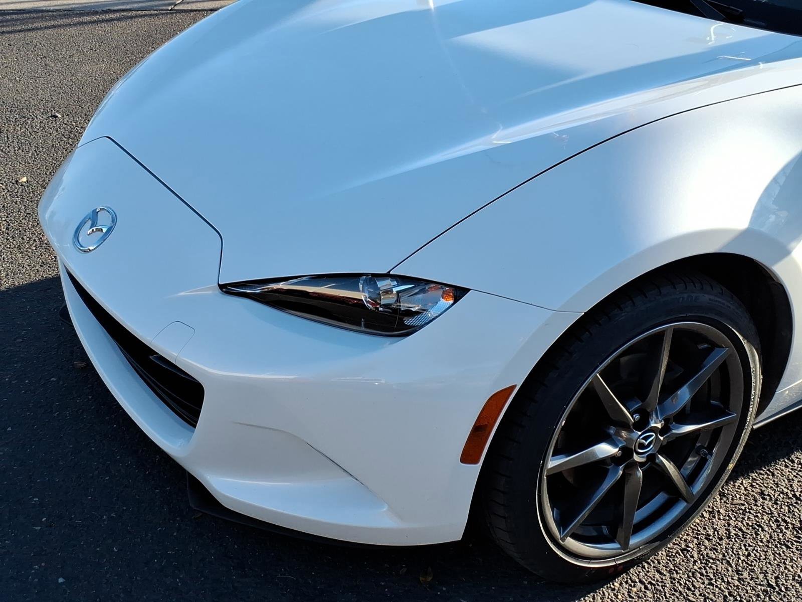 Used 2019 MAZDA MX-5 Miata RF Grand Touring image 9