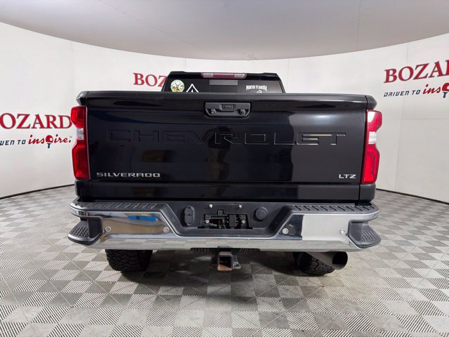 Used 2020 Chevrolet Silverado 2500 LTZ AWD/4WD image 11