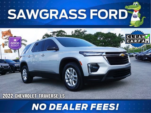 Used 2022 Chevrolet Traverse LS FWD image 1