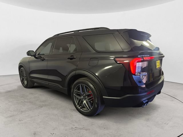 Certified 2025 Ford Explorer ST AWD/4WD image 3