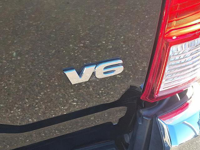 Used 2017 Toyota Tacoma SR5 image 29