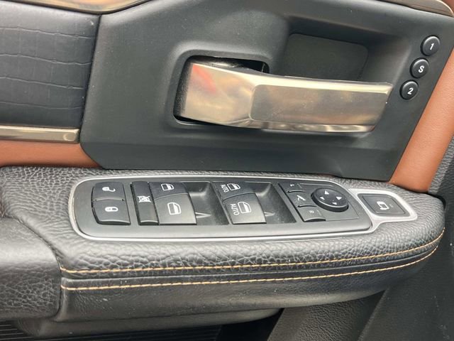 Used 2019 RAM 3500 Limited w/ Max Tow Package AWD/4WD image 33