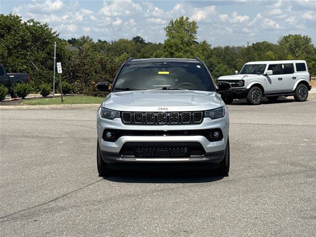 Used 2026 Jeep Compass Limited AWD/4WD image 2
