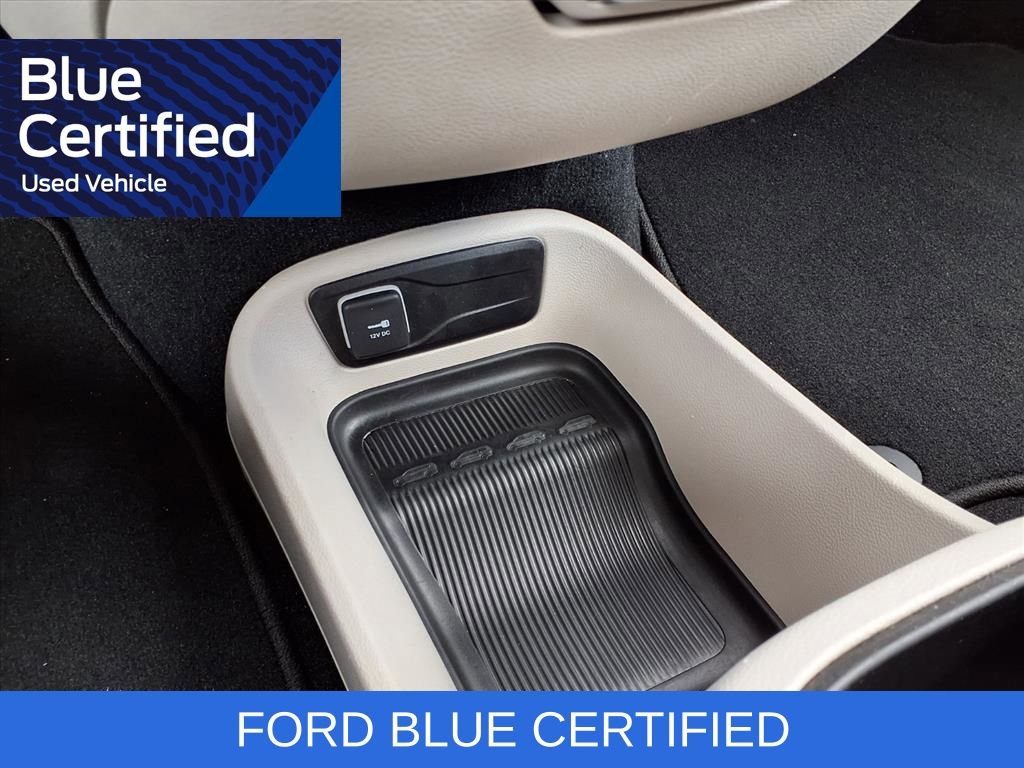 Used 2024 Chrysler Pacifica Touring-L image 13