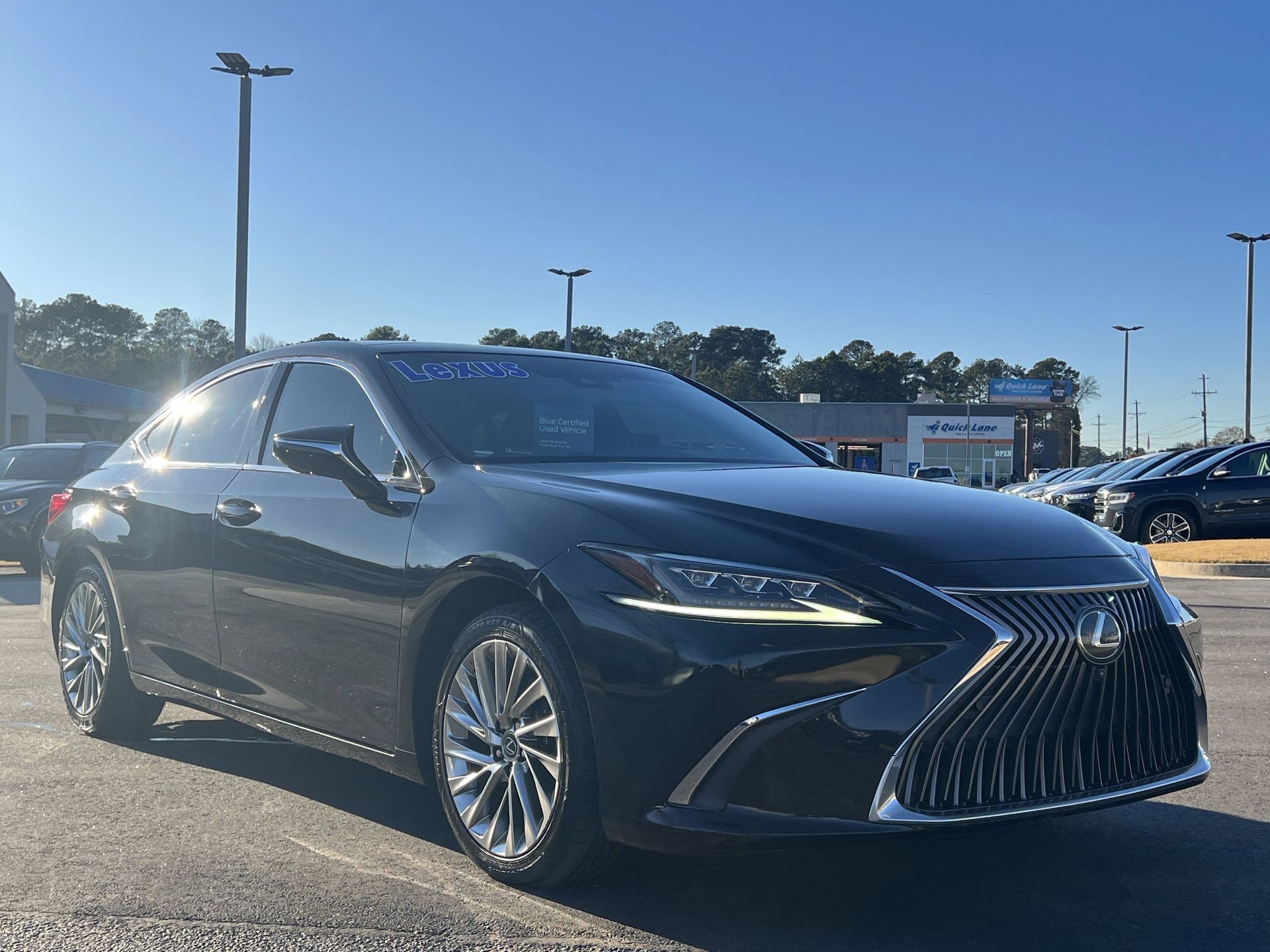 Used 2019 Lexus ES 350 image 4
