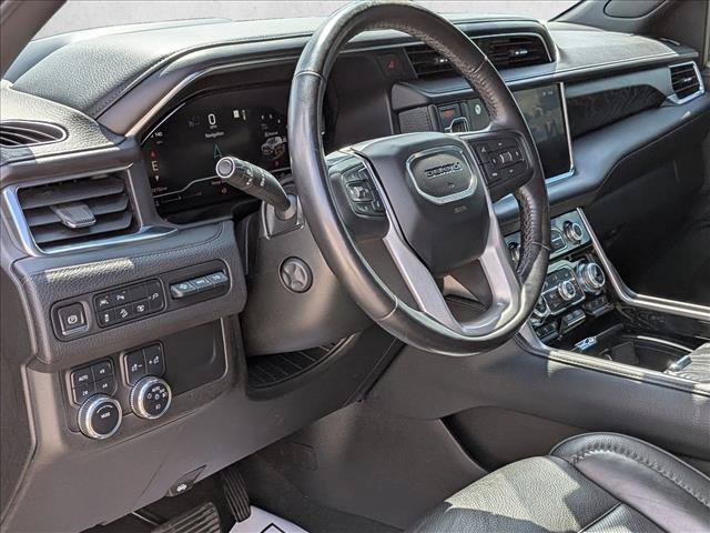 Used 2022 GMC Yukon XL Denali AWD/4WD image 18