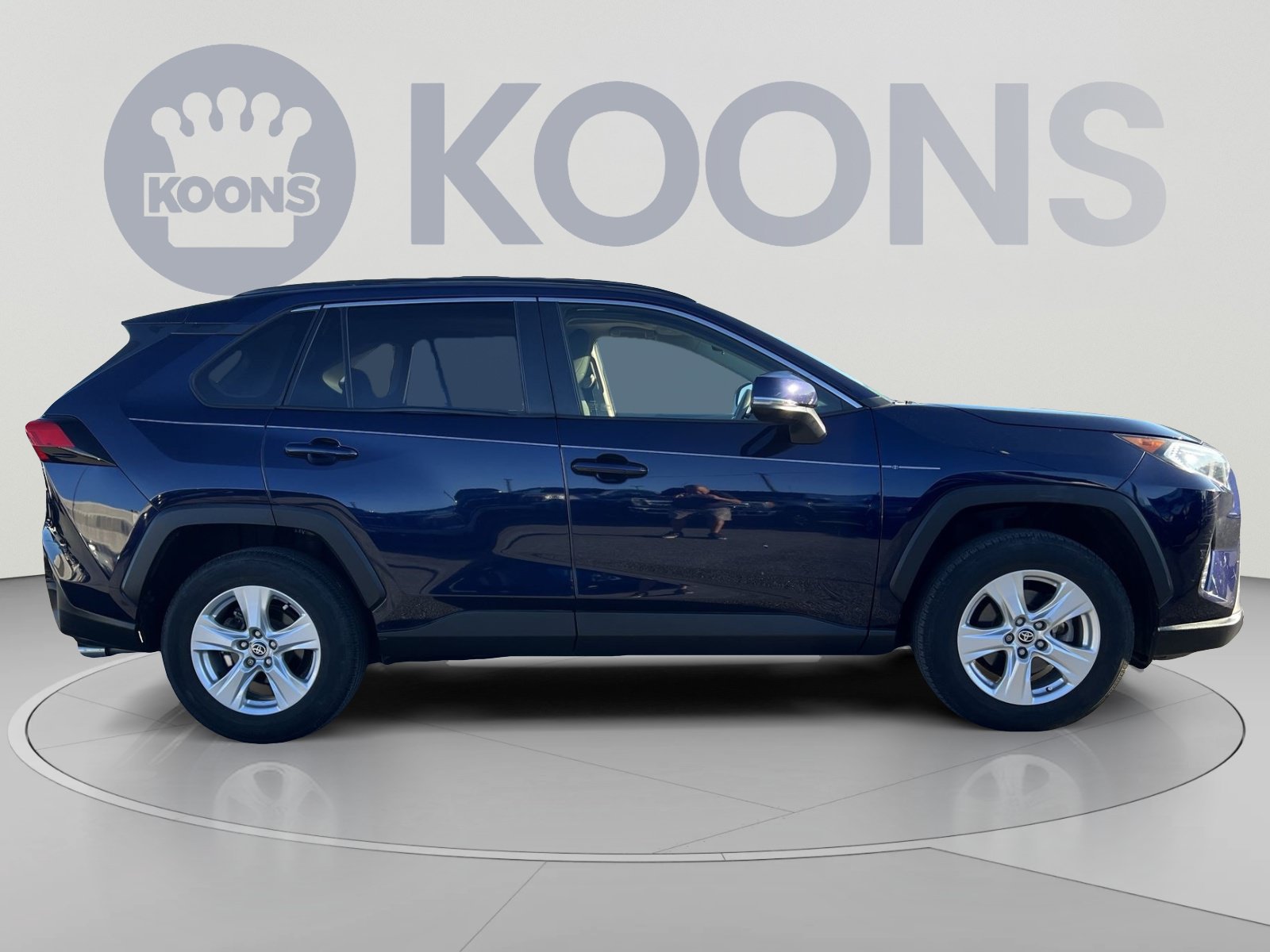 Used 2021 Toyota RAV4 XLE w/ Convenience Package AWD/4WD image 7