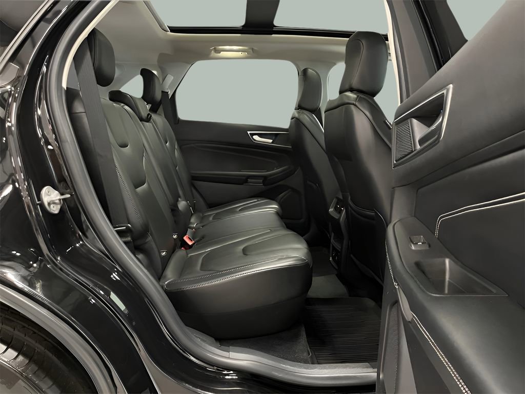 Certified 2021 Ford Edge Titanium w/ Canadian Touring Package image 24