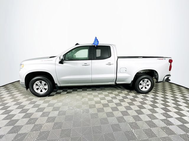 Used 2022 Chevrolet Silverado 1500 LT image 2