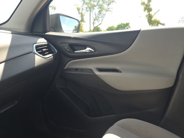 Used 2019 Chevrolet Equinox LS FWD image 15