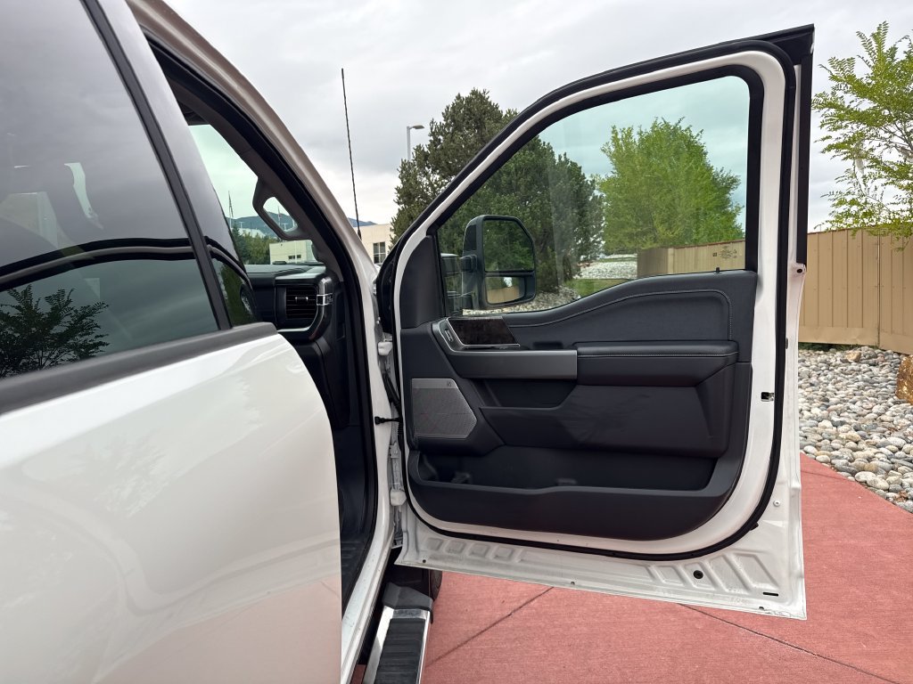Certified 2025 Ford F250 Lariat AWD/4WD image 28
