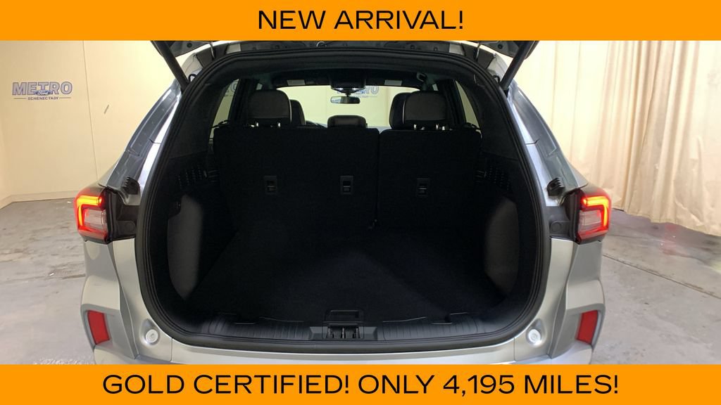 Certified 2024 Ford Escape ST-Line w/ Tech Pack #1 AWD/4WD image 18