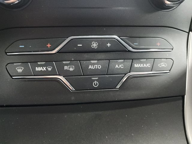 Certified 2019 Ford Edge SEL AWD/4WD image 27