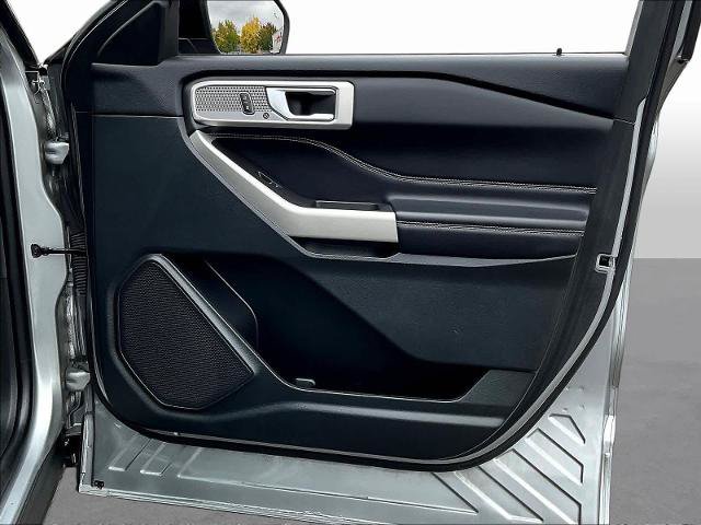 Certified 2023 Ford Explorer Limited AWD/4WD image 31