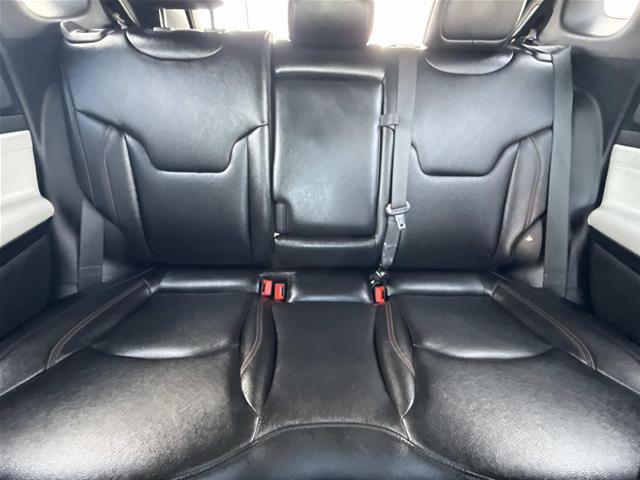 Used 2024 Jeep Compass Limited AWD/4WD image 16