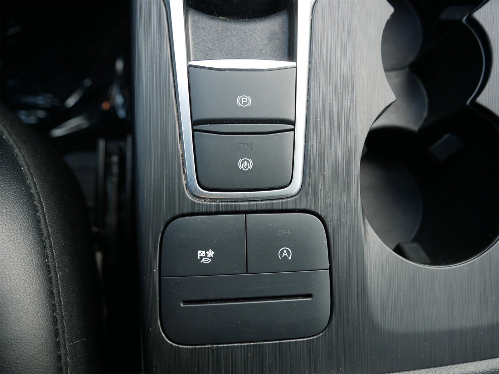 Certified 2025 Ford Escape ST-Line image 26