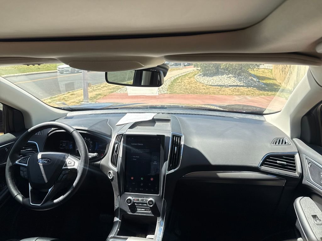 Certified 2022 Ford Edge Titanium w/ Class II Trailer Tow Package AWD/4WD image 25