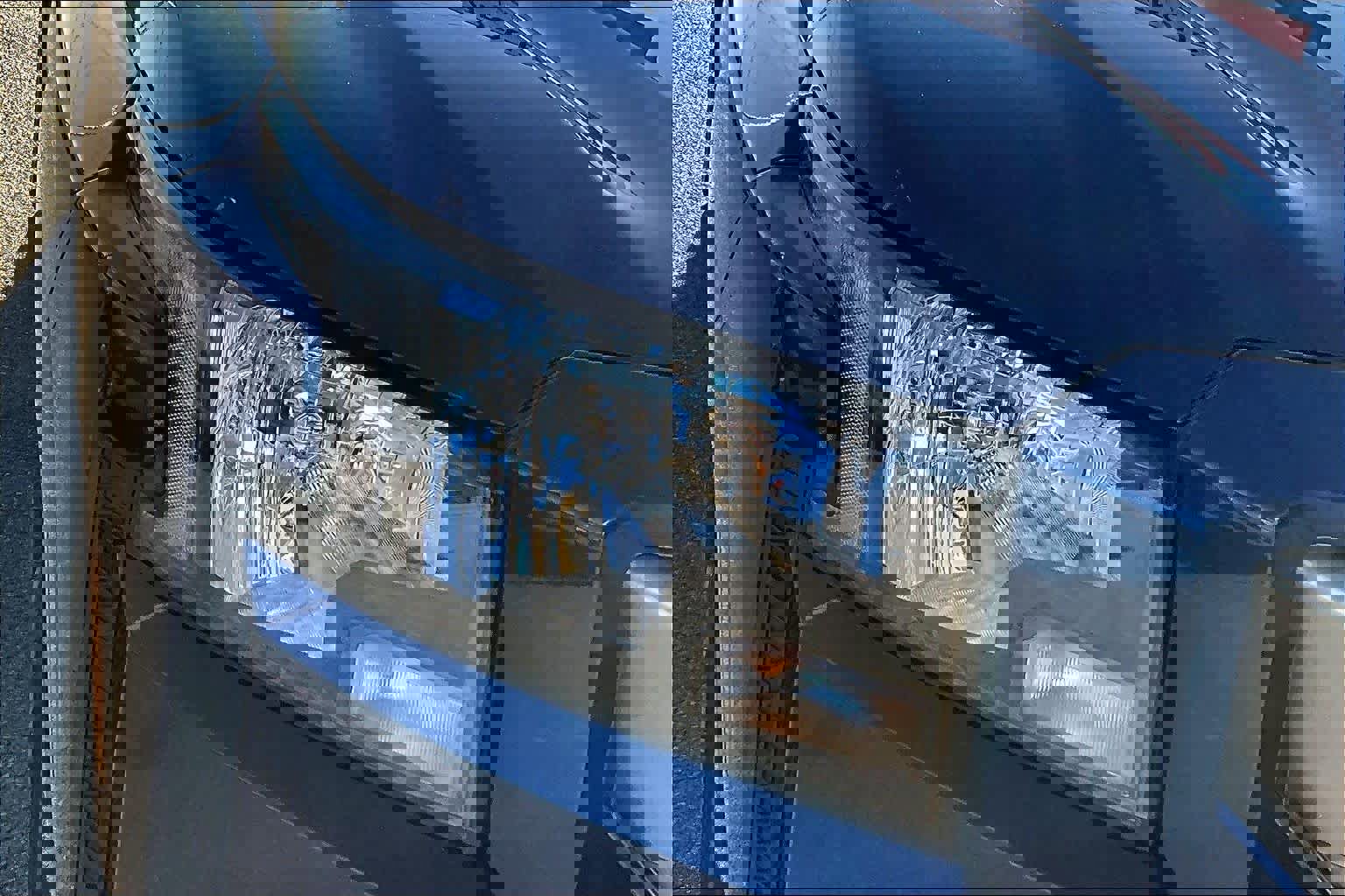 Used 2022 Nissan Frontier SV w/ Technology Package image 28