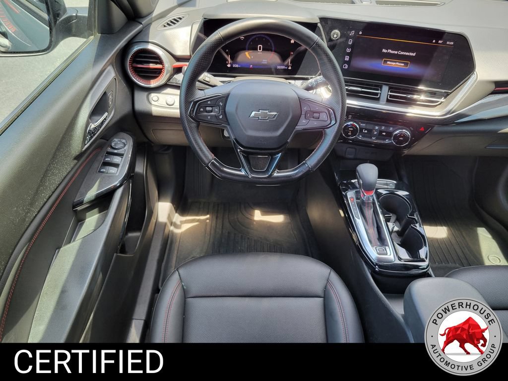 Used 2025 Chevrolet Trax RS w/ Driver Confidence Package FWD image 19