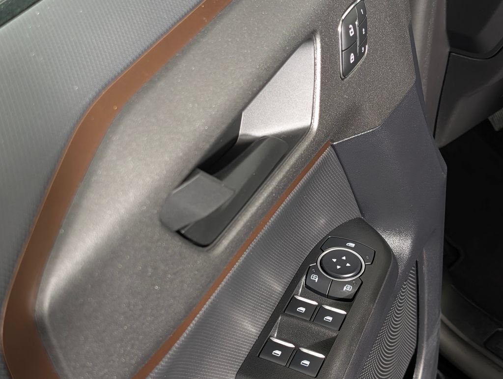Certified 2025 Ford Bronco Sport Outer Banks w/ Outer Banks Tech Package+ AWD/4WD image 25