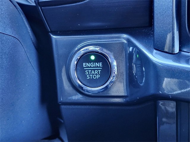 Certified 2022 Ford F150 XLT w/ Equipment Group 302A High image 22