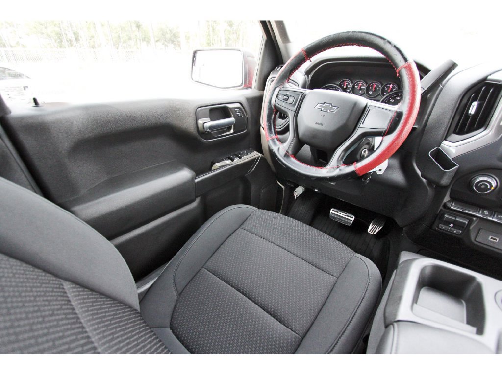 Used 2020 Chevrolet Silverado 1500 Custom Trail Boss w/ Custom Convenience Package AWD/4WD image 10
