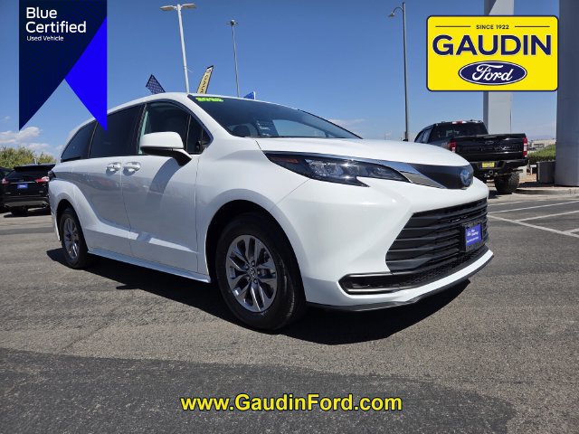 Used 2025 Toyota Sienna LE