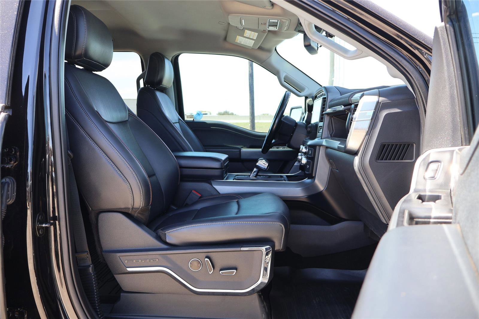 Certified 2021 Ford F150 Lariat image 38