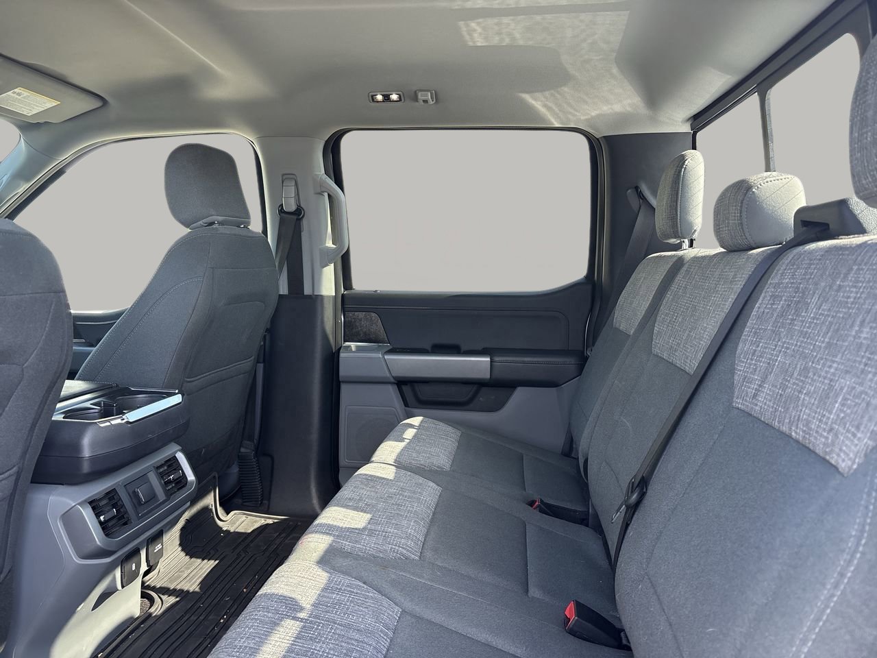 Certified 2022 Ford F150 XLT w/ Equipment Group 302A High image 17