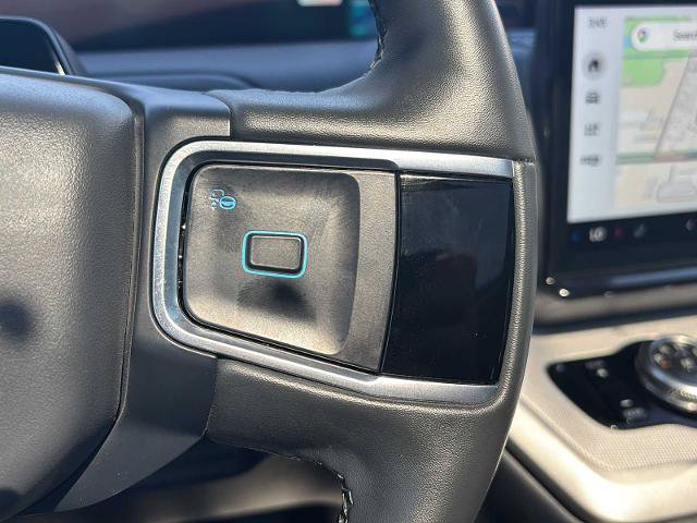 Certified 2025 Ford Expedition Active AWD/4WD image 23