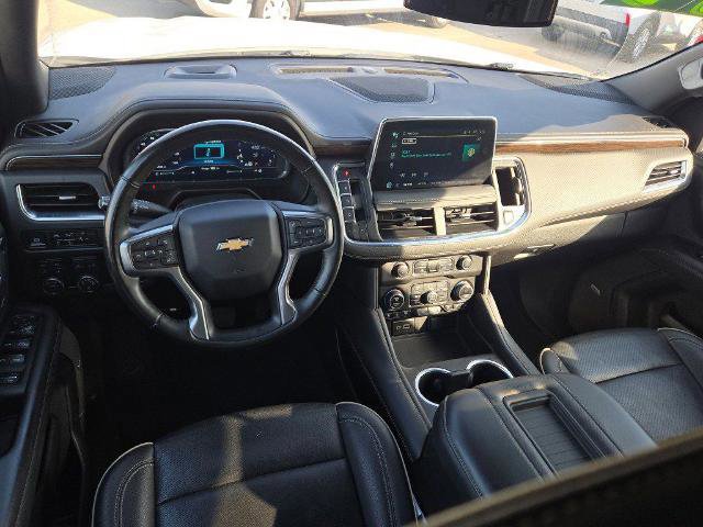 Used 2024 Chevrolet Suburban Premier image 19