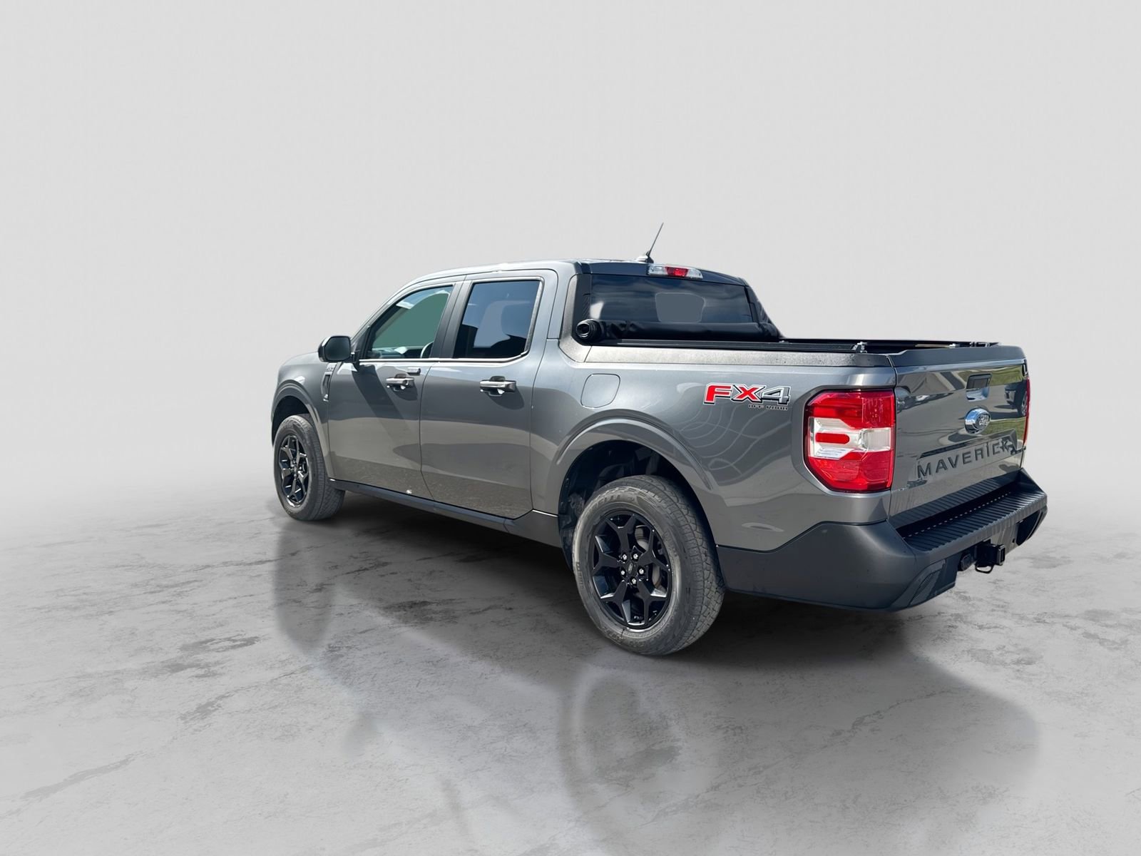 Certified 2024 Ford Maverick XLT w/ XLT Luxury Package AWD/4WD image 5