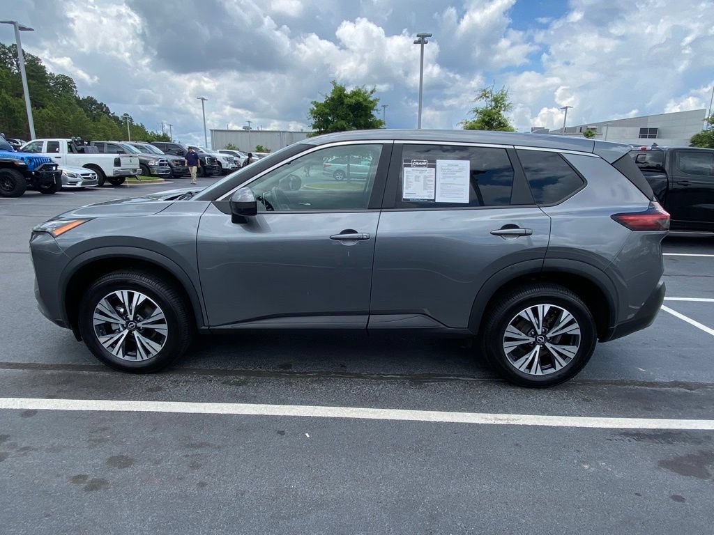 Used 2023 Nissan Rogue SV AWD/4WD image 4