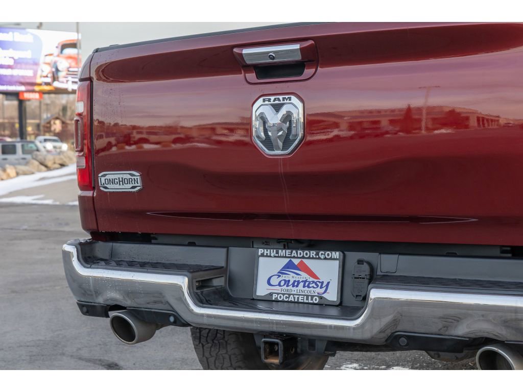 Used 2022 RAM 1500 Limited w/ Cold Weather Group image 30