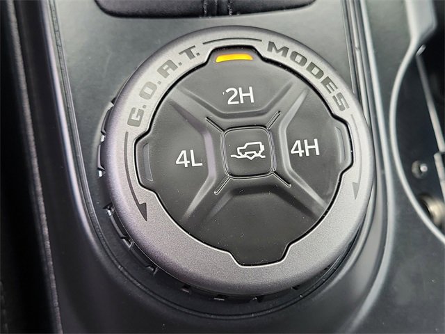 Certified 2024 Ford Bronco Black Diamond image 17