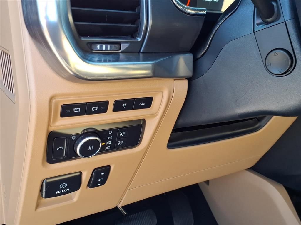 Certified 2021 Ford F150 Lariat w/ Equipment Group 502A High image 21